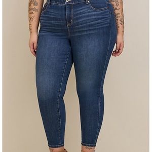 Torrid Bombshell Skinny Jean